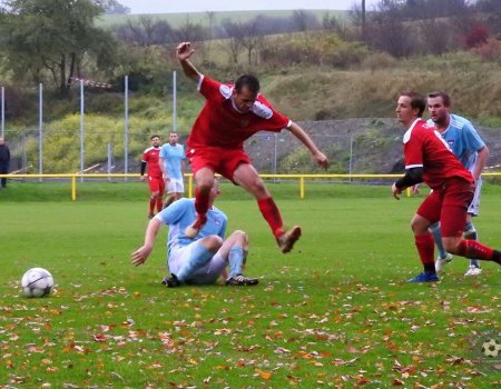 Úžasný souboj! Špůrek přetlačil Vavříka a stal se hráčem 3. a 4. kola okresního přeboru