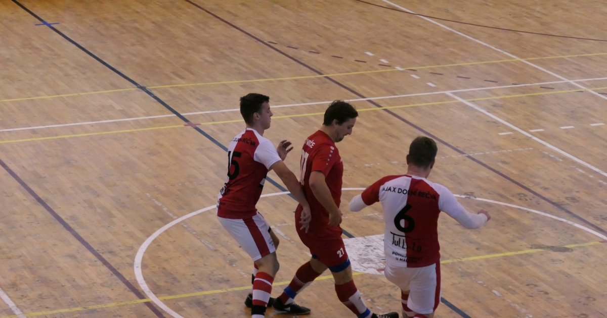 Rychlým šípům nevoněla hra Baru Bora Bora. Dobrá sestava MFC Hutisko bodovala naplno