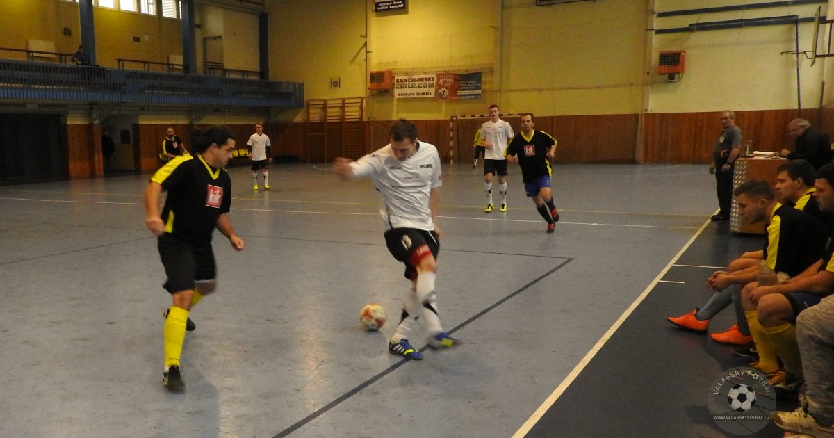 Dobrá obrana Amatéru slavila proti Vichurám úspěch