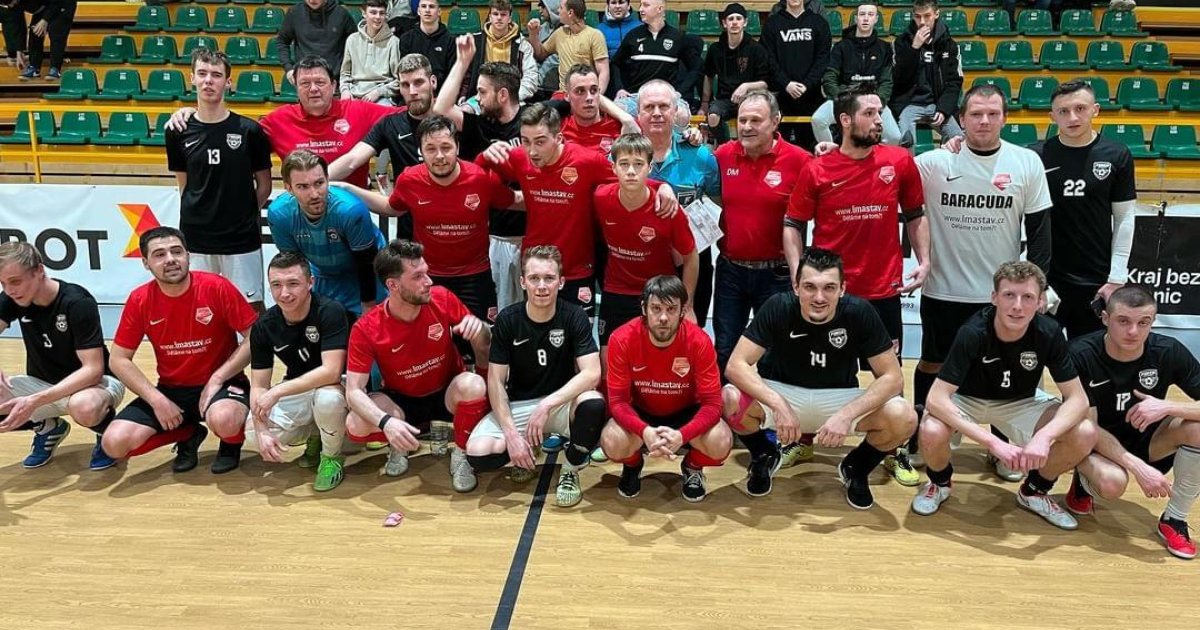 Forza svedla sympatický pohárový boj s Baracudou. U Draků pokračuje Zahradníček v rodinné tradici. Fru Fru mělo jen útočníky