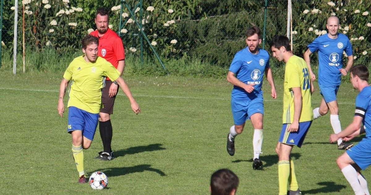 Návštěva v Rožnově a návrat Bohumila Petřvalského na futsalové palubovky