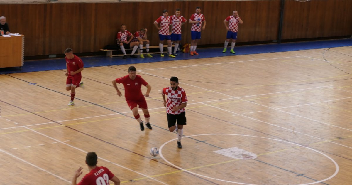 Fru Fru s absencemi si připsalo první porážku v soutěži