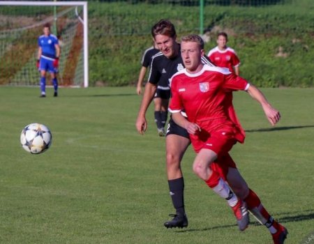 Trochu jsem si zvykal na velikosti branek, říká hráč 19. a 20. kola okresního přeboru Petr Mičkal z Bar Bora Bora