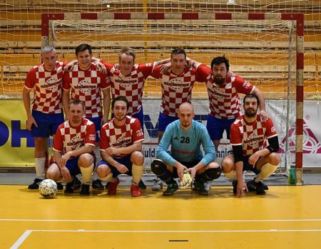 HSK nasadilo dvě pětky, ta druhá je z Fru Fru a hned mají tři body!