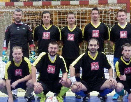 Pestrá směs kvalitních hráčů pasuje SK Vichury do role favorita