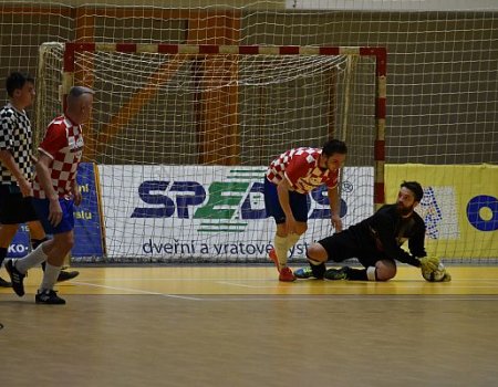 HSK Huslenky v nejsilnějším složení sezony překonaly Jethro